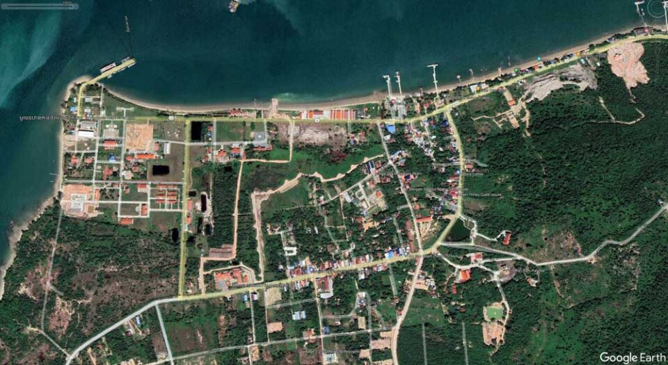Hun Sen lashes out against naval base critics