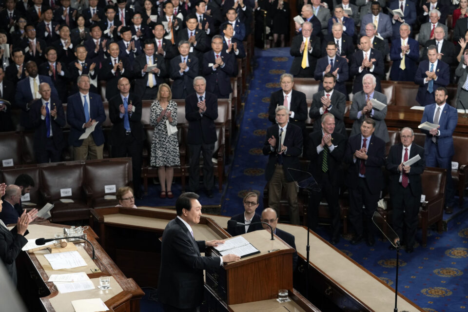 South Korean president calls for stronger security ties with U.S. and Japan
